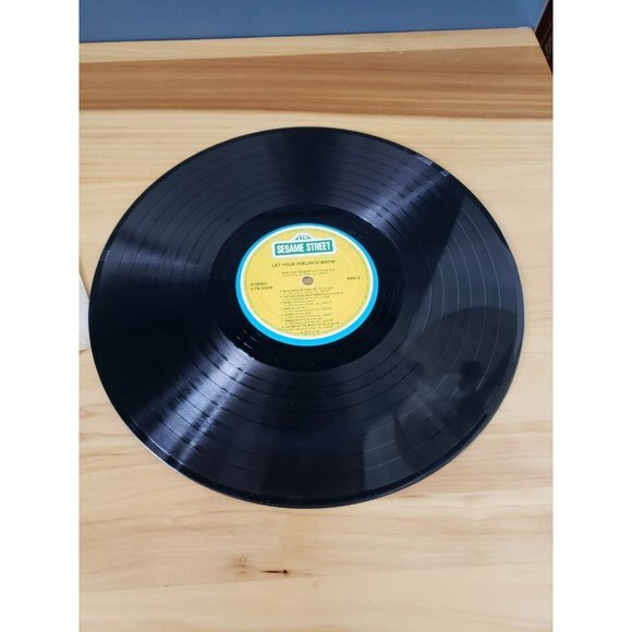 1977 Sesame Street Let Your Feelings Show 33 1/2 LP Vinyl - Picture 5 of 5